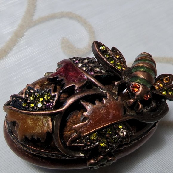 Jay Strongwater Oval Trinket Box Bee with Leaves - Picture 5 of 11